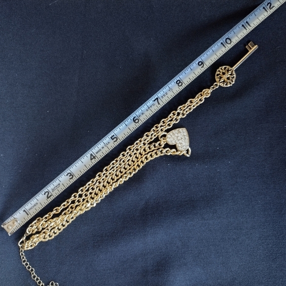 Gold Heart and Key Layered Pendant Necklace - Picture 12 of 12